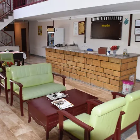 Club Ako فندق مرمريس