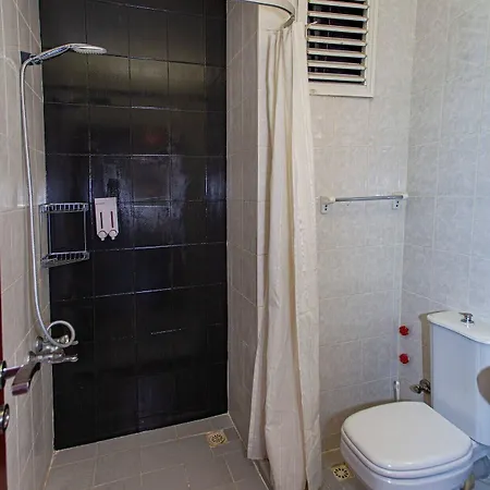 Club Ako * مرمريس