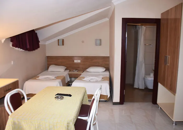 Hotel Club Ako *